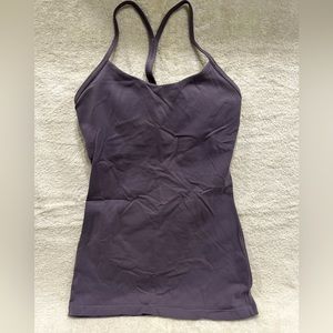Lululemon race back tank with built in bra